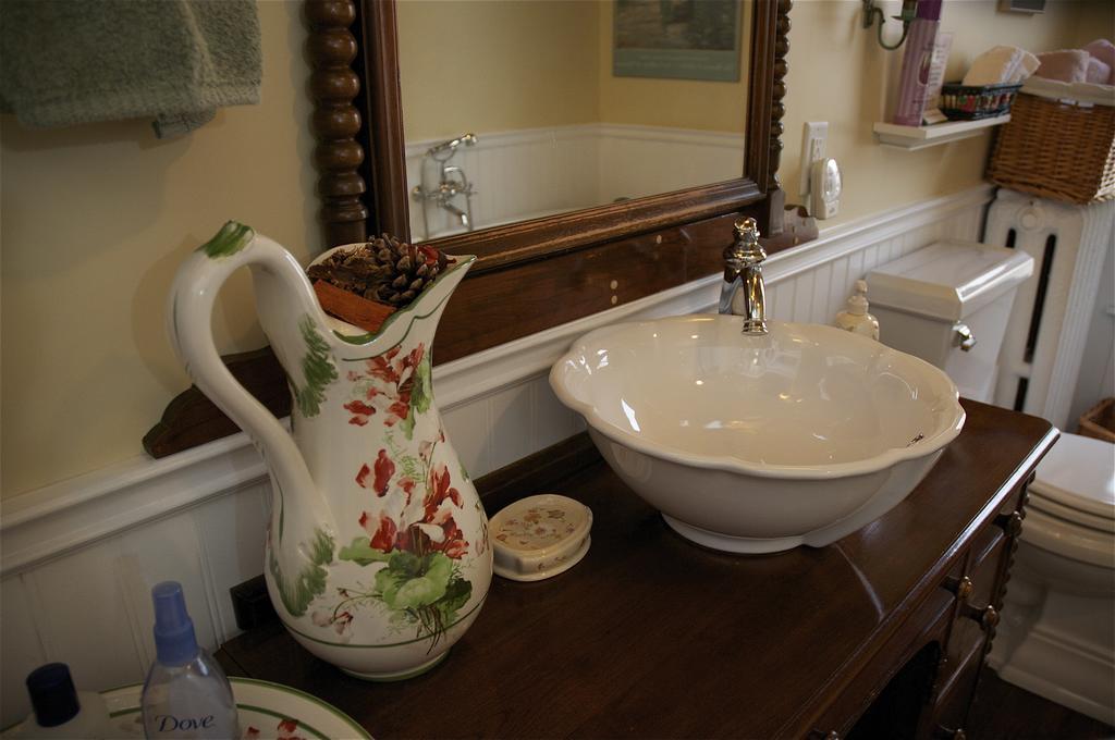 Bondy House Bed & Breakfast Amherstburg 외부 사진